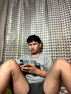 Snapshot of Adim-pinoy146 chatting on 15, 6, 2026 Adim-pinoy146 online show from 15, 6, 2026