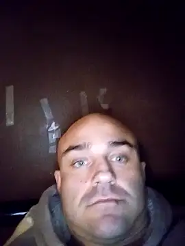 Bulbasaurisme online show from 3, 12, 2025