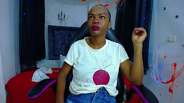 Snapshot of mia__thomson_ chatting on 5, 11, 2025 mia thomson online show from 5, 11, 2025