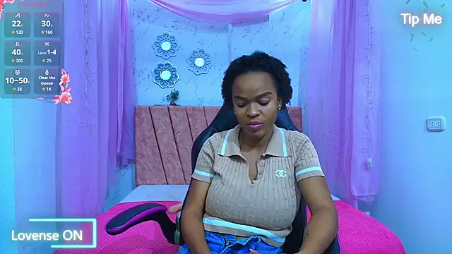 mia  thomson  online show from 17, 5, 2026