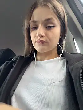 Snapshot of KittyQueeny chatting on 13, 10, 2025 KittyQueeny online show from 13, 10, 2025