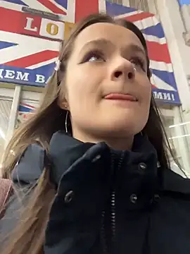 KittyQueeny online show from 21, 12, 2025