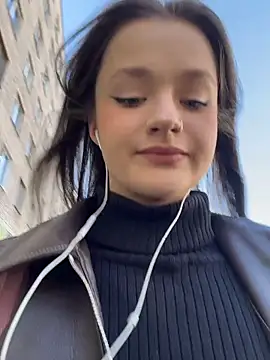 KittyQueeny online show from 13, 3, 2026