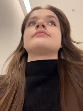 Snapshot of KittyQueeny chatting on 29, 9, 2025 KittyQueeny online show from 29, 9, 2025