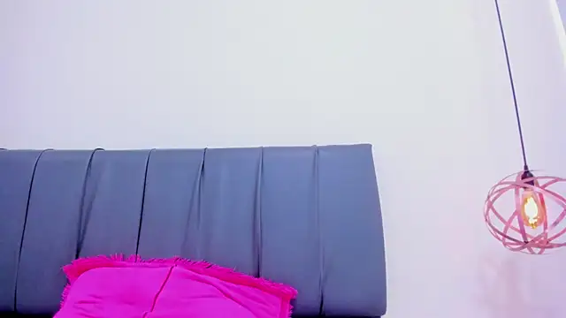 iisabella noa online show from 4, 2, 2026