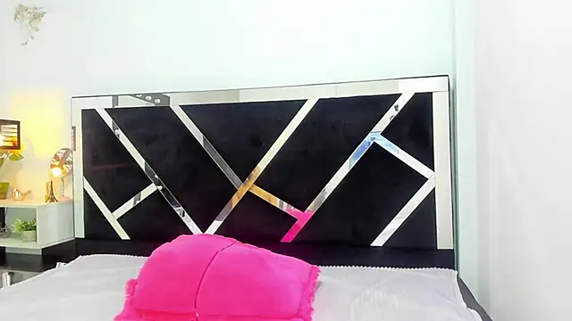 iisabella noa online show from 15, 9, 2025