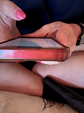 Snapshot of Afrodite-2025 chatting on 6, 10, 2025 Afrodite-2025 online show from 6, 10, 2025