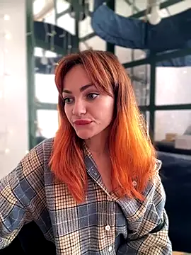 SaraLow online show from 30, 10, 2025