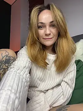 SaraLow online show from 26, 9, 2025