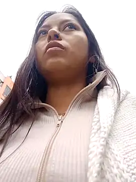 LunaHot 777 online show from 18, 9, 2025