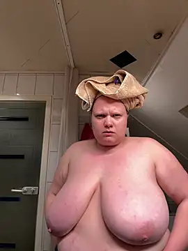 candyromance online show from 18, 4, 2026