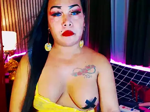 Snapshot of CumFactoryLuna chatting on 11, 6, 2026 CumFactoryLuna online show from 11, 6, 2026