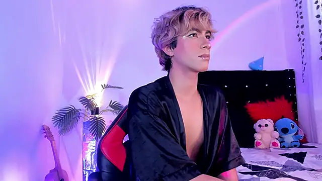 Cooperrosscute233 online show from 4, 4, 2026