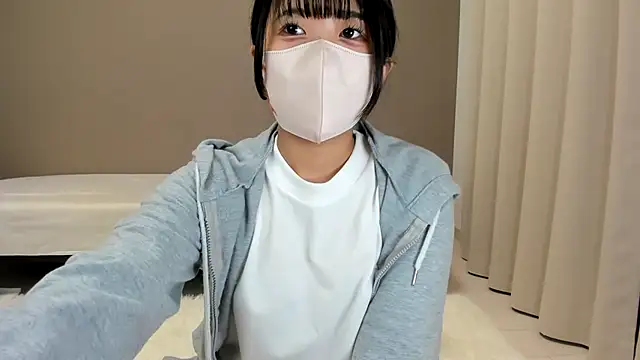 18komugi online show from 6, 11, 2025