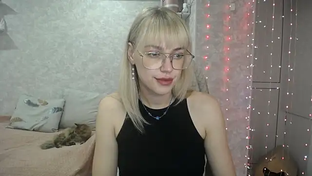 NickyAdamidi online show from 18, 9, 2025