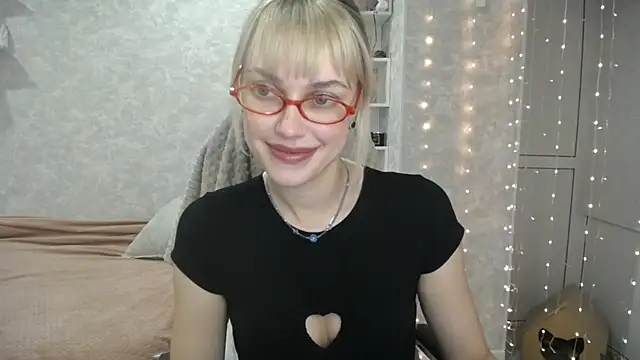 NickyAdamidi online show from 15, 9, 2025