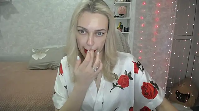 NickyAdamidi online show from 19, 9, 2025