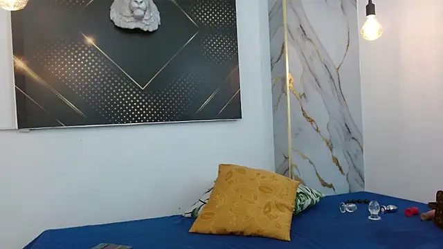 Snapshot of HannaHot_69 chatting on 4, 2, 2026 HannaHot 69 online show from 4, 2, 2026