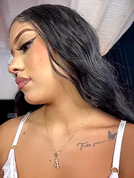 MystiqueXXX online show from 11, 3, 2026