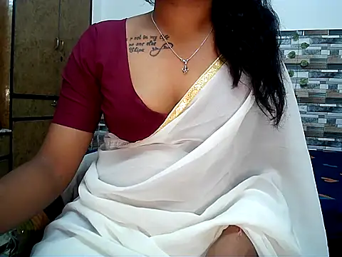 HOT AARVI11 online show from 15, 11, 2025