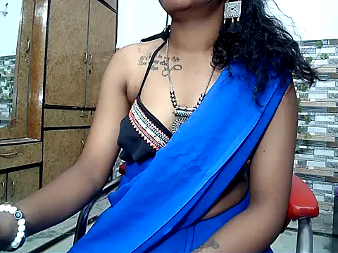 HOT AARVI11 online show from 17, 9, 2025