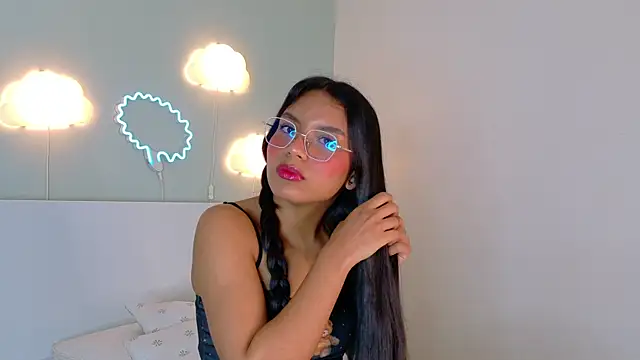 SamaGrey   online show from 13, 1, 2026