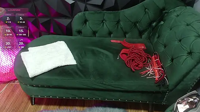 helenasaenz online show from 24, 10, 2025