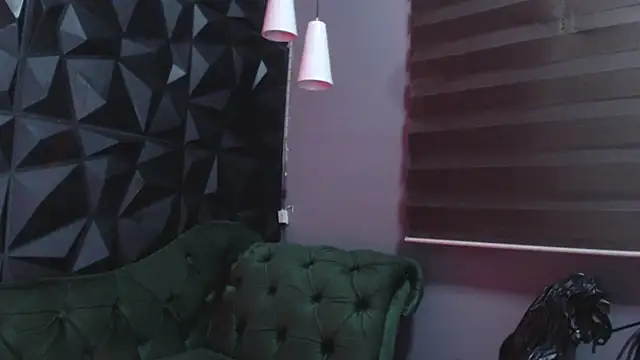 helenasaenz online show from 1, 12, 2025