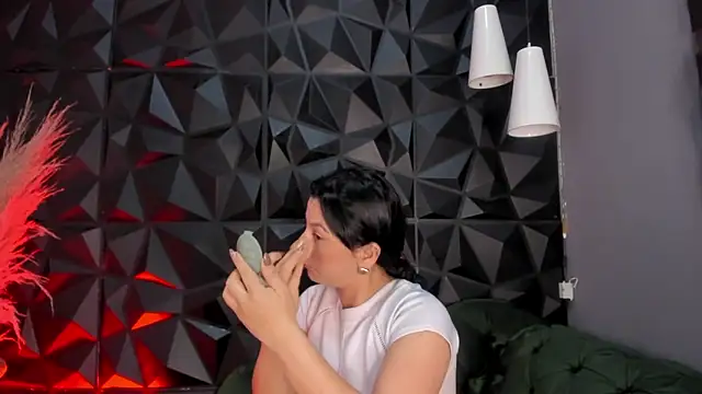 helenasaenz online show from 16, 12, 2025