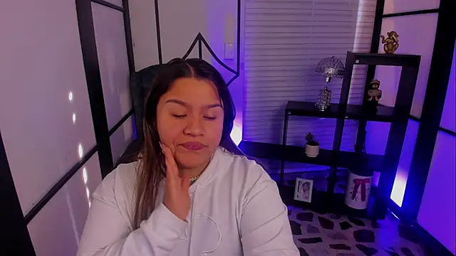 ElaBourn  online show from 9, 10, 2025