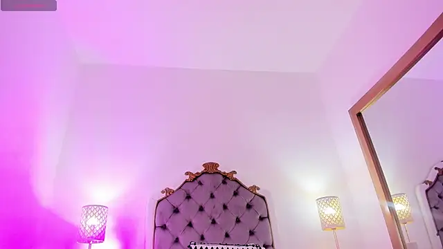 HarleyQueen666 online show from 5, 4, 2026