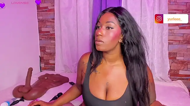 Brandy brown  online show from 4, 3, 2026