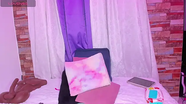 Brandy brown  online show from 9, 3, 2026