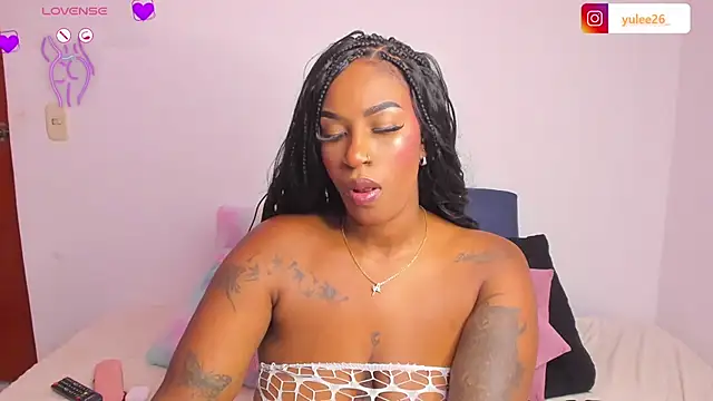 Brandy brown  online show from 29, 10, 2025