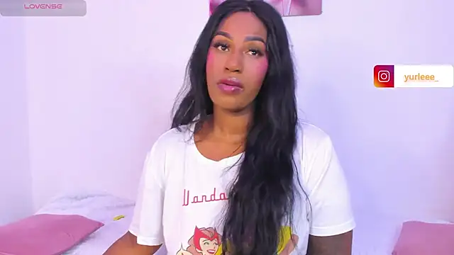Brandy brown  online show from 23, 5, 2026