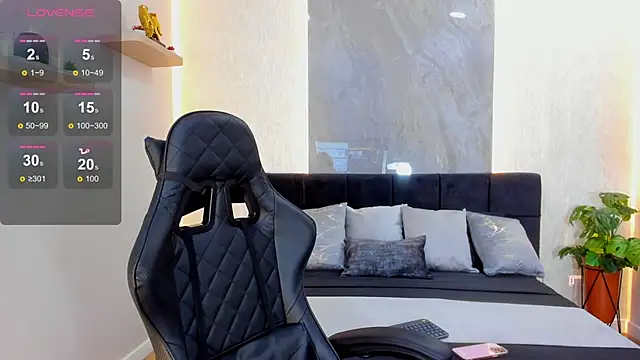 Emmaa white  online show from 2, 6, 2026