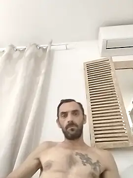 hotmen83 online show from 11, 10, 2025