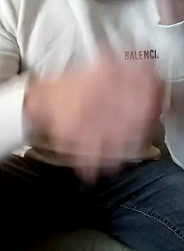 hotmen83 online show from 18, 1, 2026