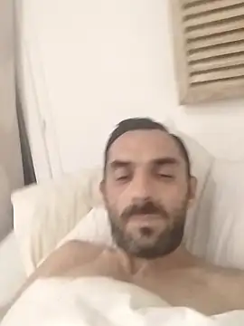 hotmen83 online show from 8, 10, 2025