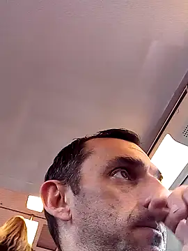 hotmen83 online show from 25, 3, 2026