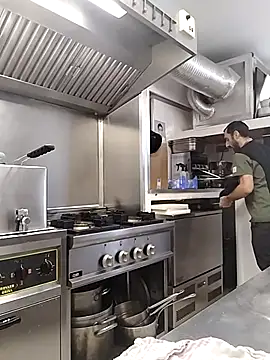 hotmen83 online show from 14, 10, 2025