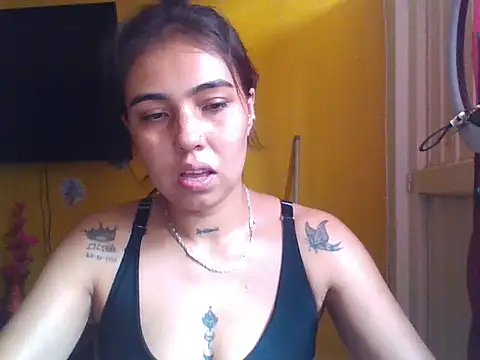 EmmaSplycer02 online show from 28, 4, 2026