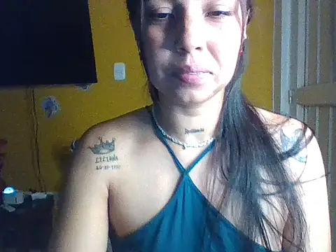 EmmaSplycer02 online show from 14, 4, 2026