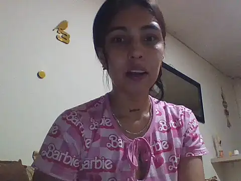 EmmaSplycer02 online show from 29, 3, 2026