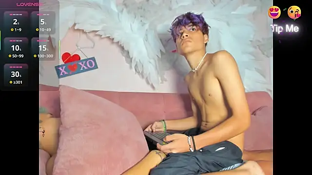 spicy adonhis online show from 19, 9, 2025