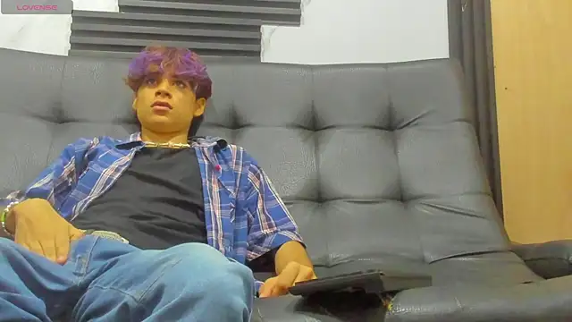 spicy adonhis online show from 27, 9, 2025