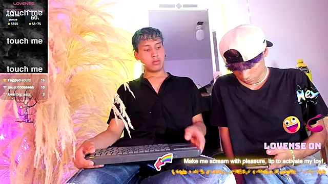 spicy adonhis online show from 24, 9, 2025