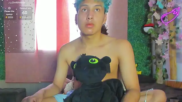 spicy adonhis online show from 18, 9, 2025