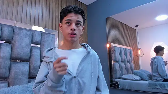 owen  johnson online show from 18, 12, 2025