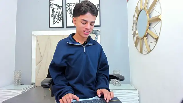 owen  johnson online show from 6, 10, 2025